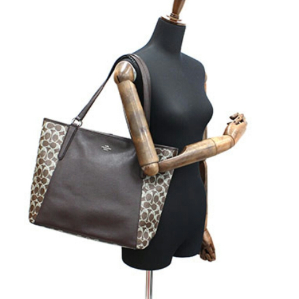 Coach Baily Tote Bag Excellent Condition